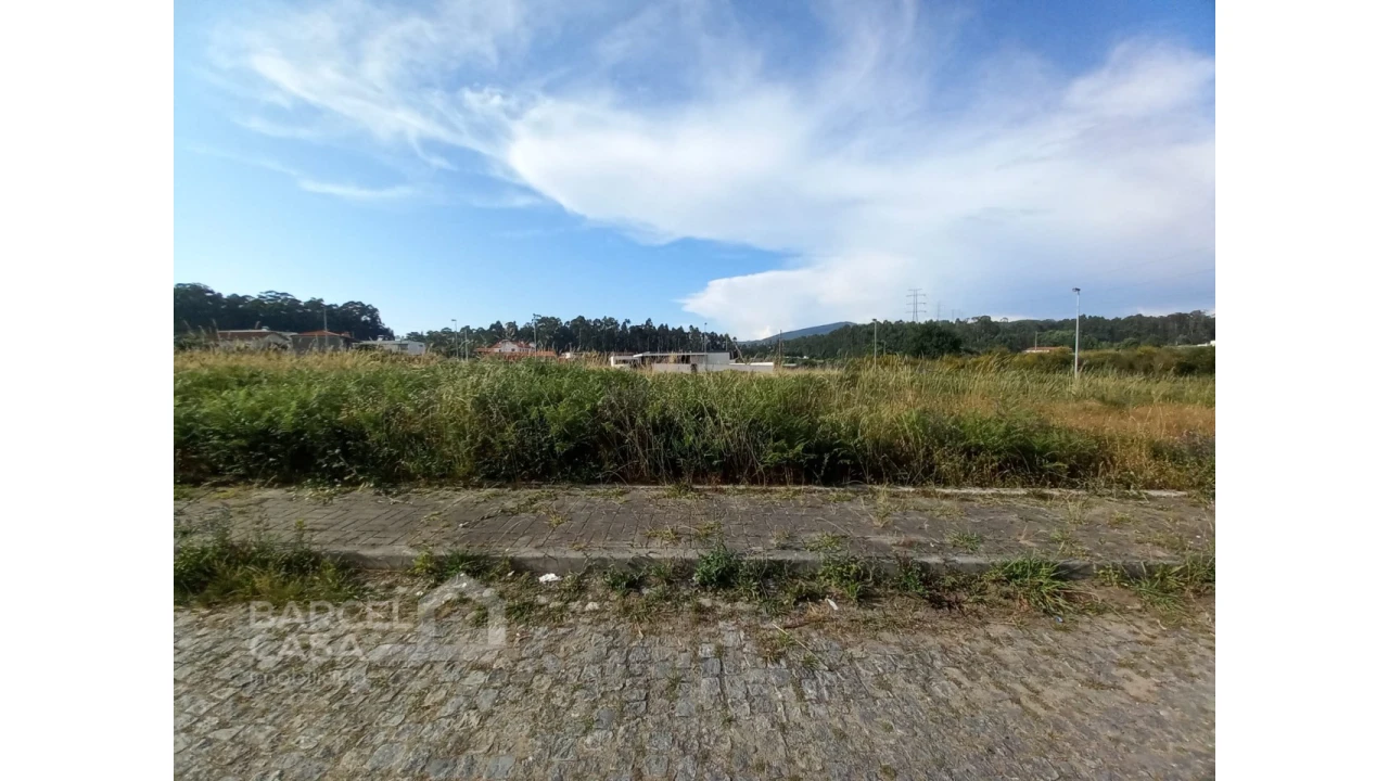 Terreno para Venda em Perelhal Foto 2
