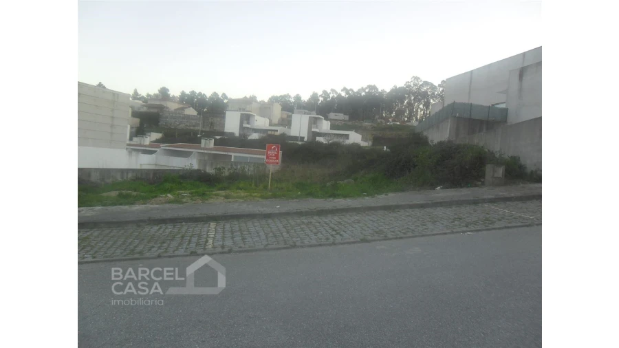 Terreno para Venda em Gamil e Midões Foto 1