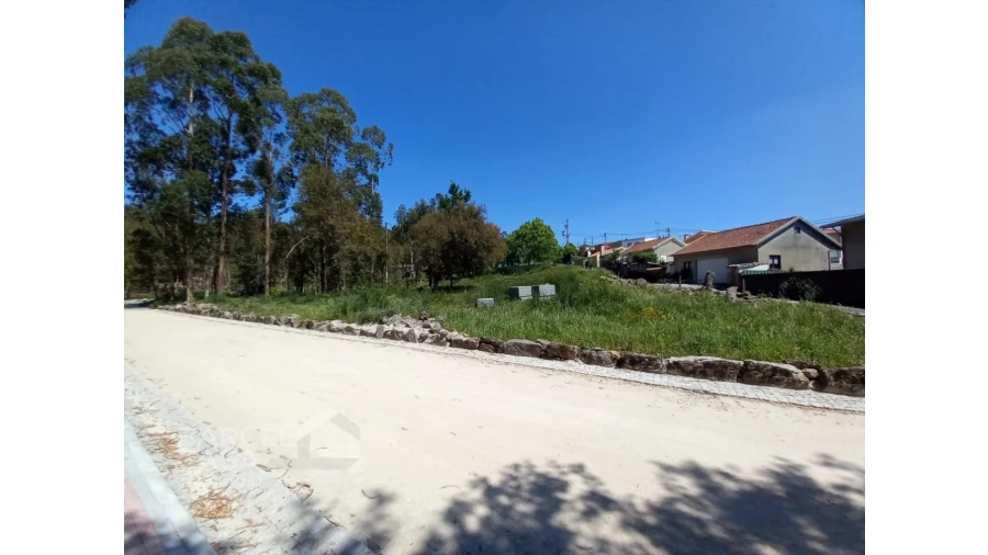 Terreno para Venda em Galegos (São Martinho)