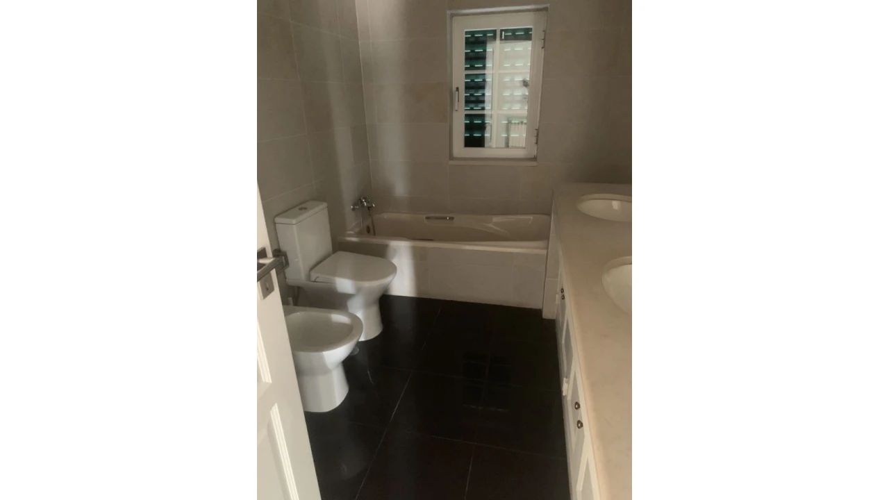 Moradia T6 para Venda em Cascais e Estoril Foto 24