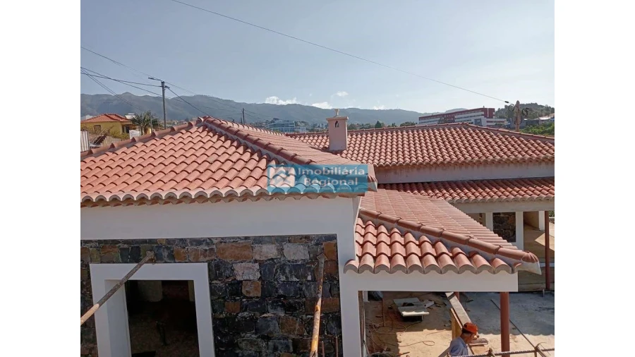 Moradia T3 para Venda em São Martinho Foto 4