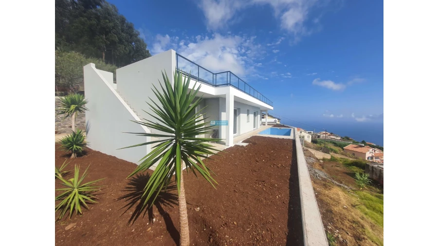 Moradia T3 para Venda em Ponta do Sol Foto 8