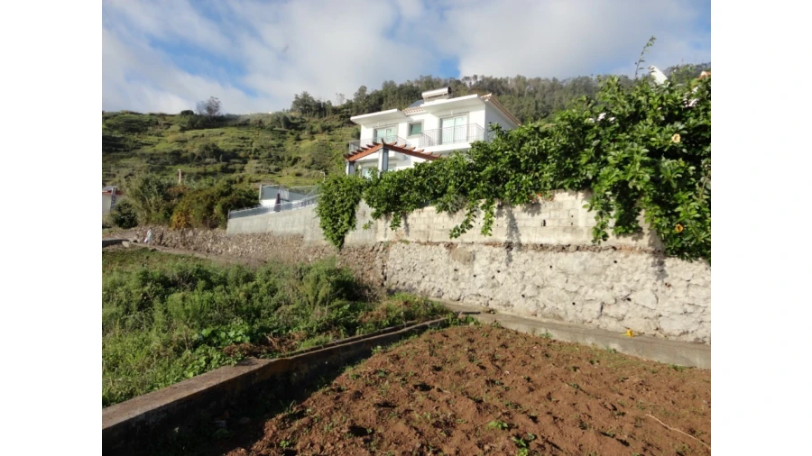 Terreno para Venda em Calheta Foto 5