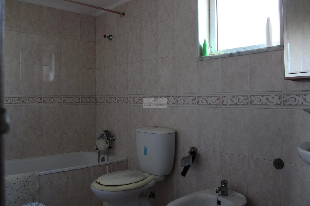 Quinta T3 para Venda em Odiaxere Foto 11