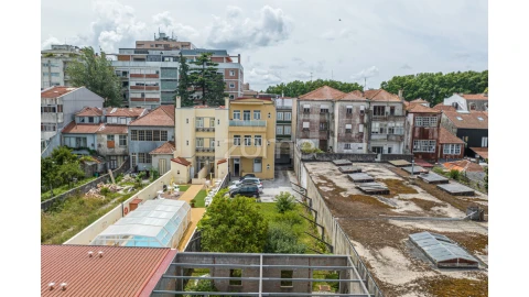 Prédio para Venda em Paranhos