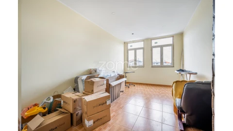 Prédio para Venda em Paranhos