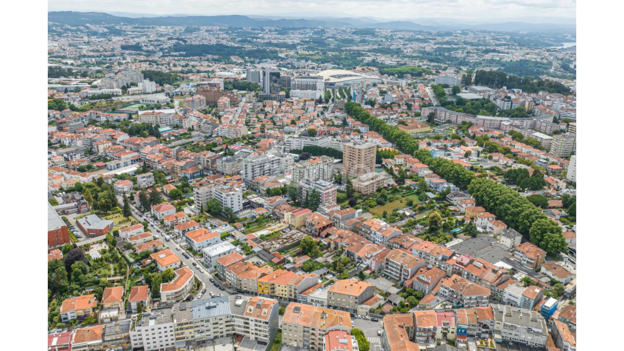 Prédio para Venda em Paranhos Foto 13