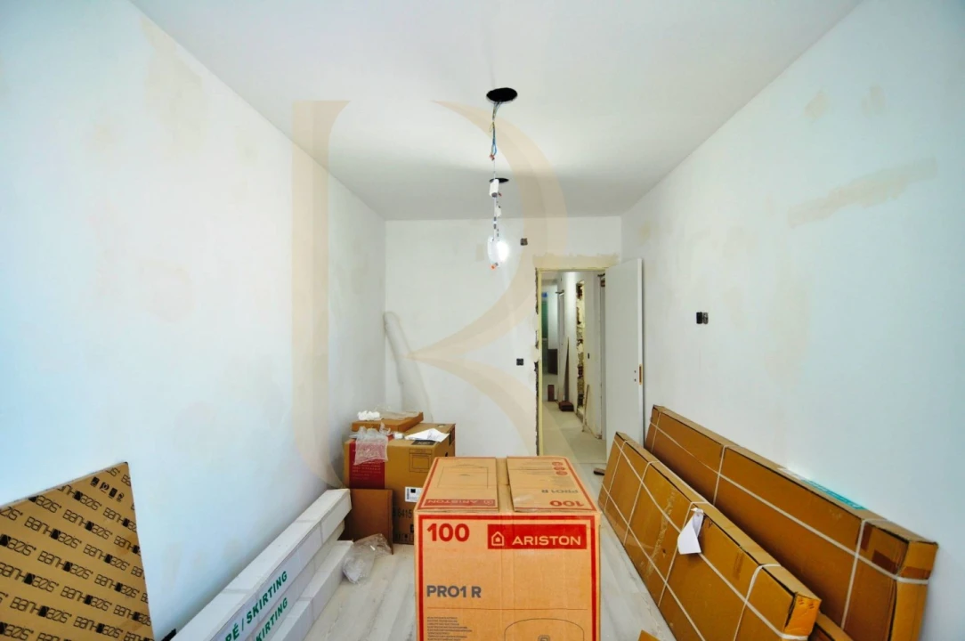 Apartamento T4 para Venda em Laranjeiro e Feijó Foto 10