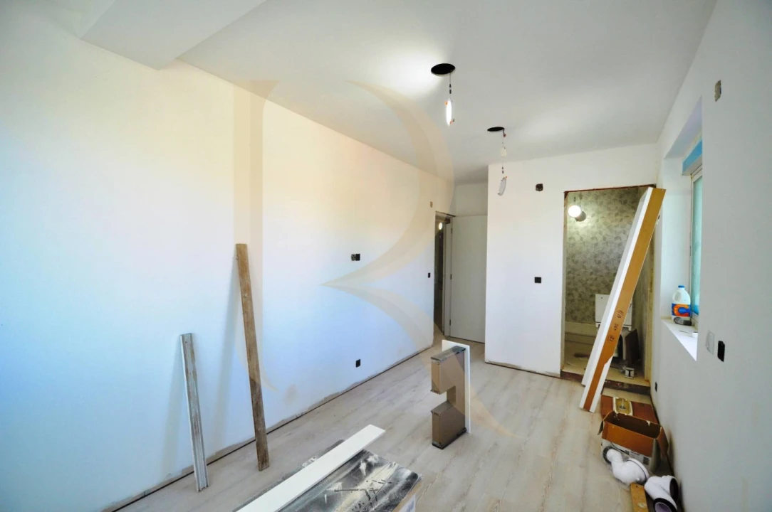 Apartamento T4 para Venda em Laranjeiro e Feijó Foto 12