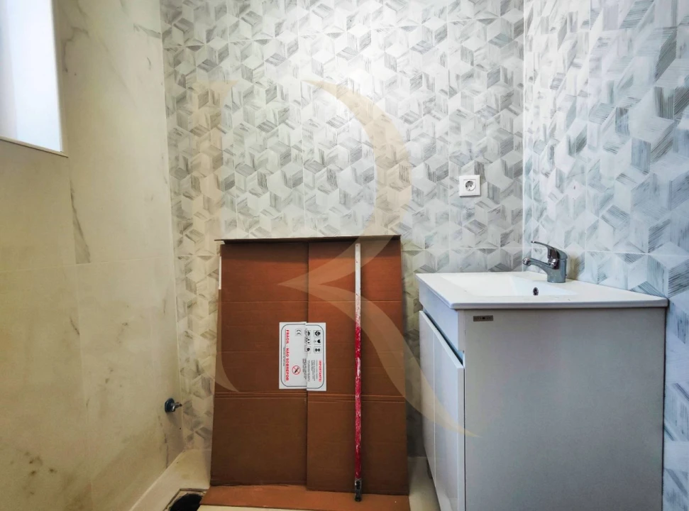 Apartamento T4 para Venda em Laranjeiro e Feijó Foto 19