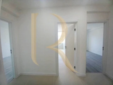 Apartamento T4 para Venda em Laranjeiro e Feijó