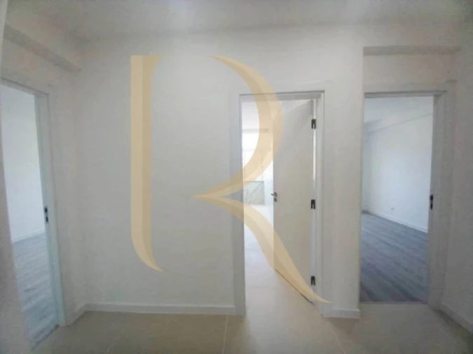 Apartamento T4 para Venda em Laranjeiro e Feijó Foto 5