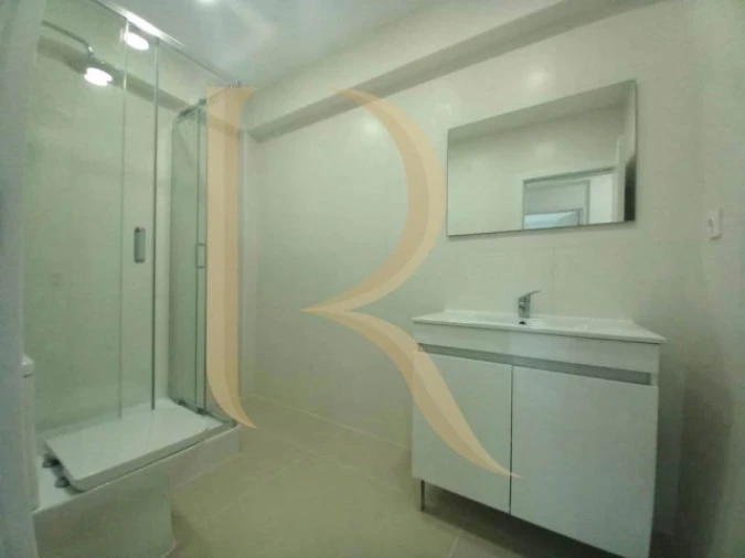 Apartamento T4 para Venda em Laranjeiro e Feijó Foto 12