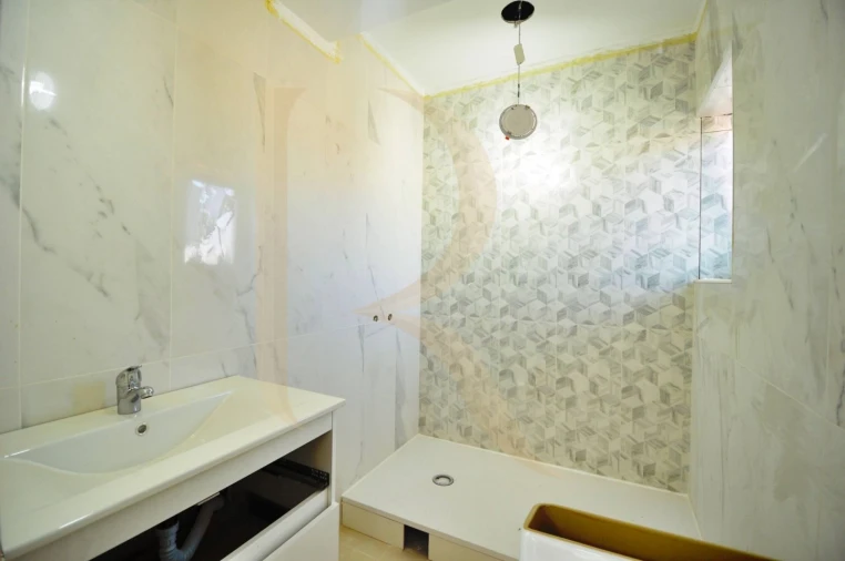 Apartamento T4 para Venda em Laranjeiro e Feijó Foto 13