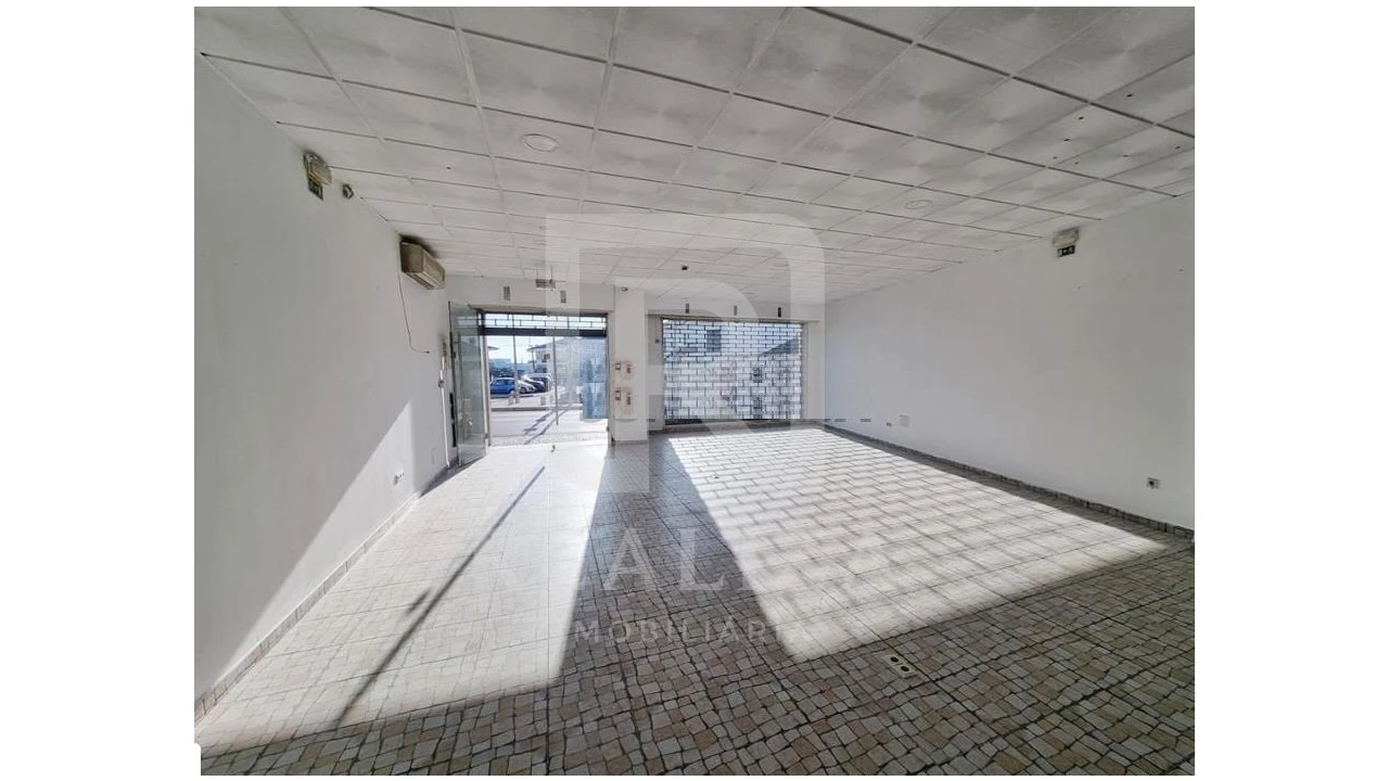 Loja para Venda em Amora Foto 2