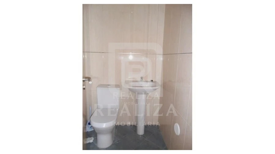 Loja para Venda em Amora Foto 9