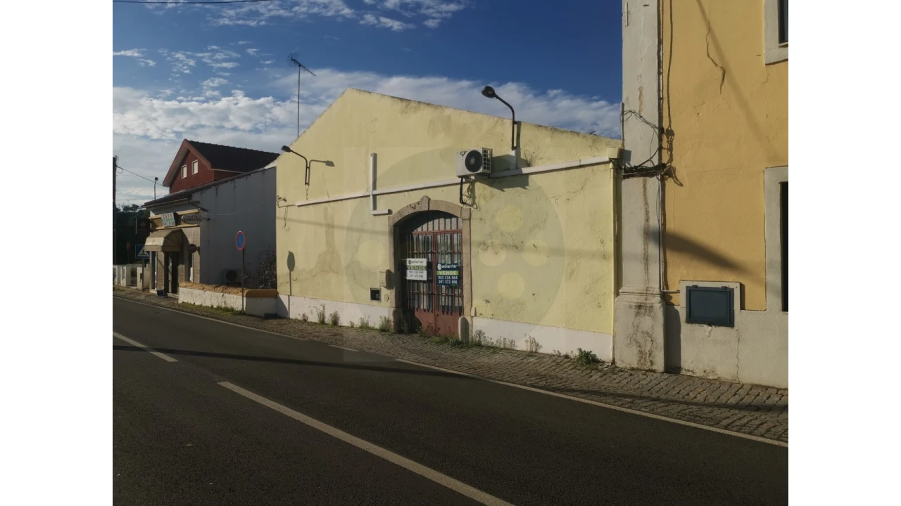 Armazém para Venda em Abrantes (São Vicente e São João) e Alferrarede Foto 2