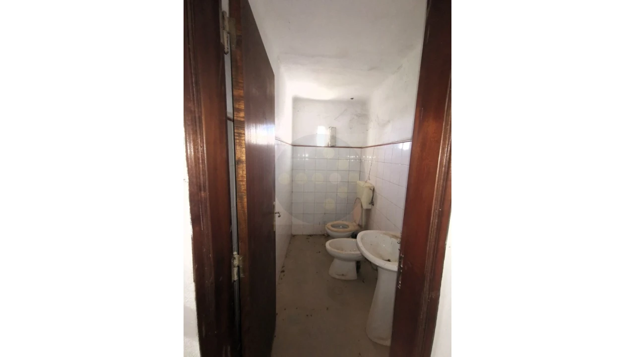 Armazém para Venda em Ferreira do Zezere Foto 8