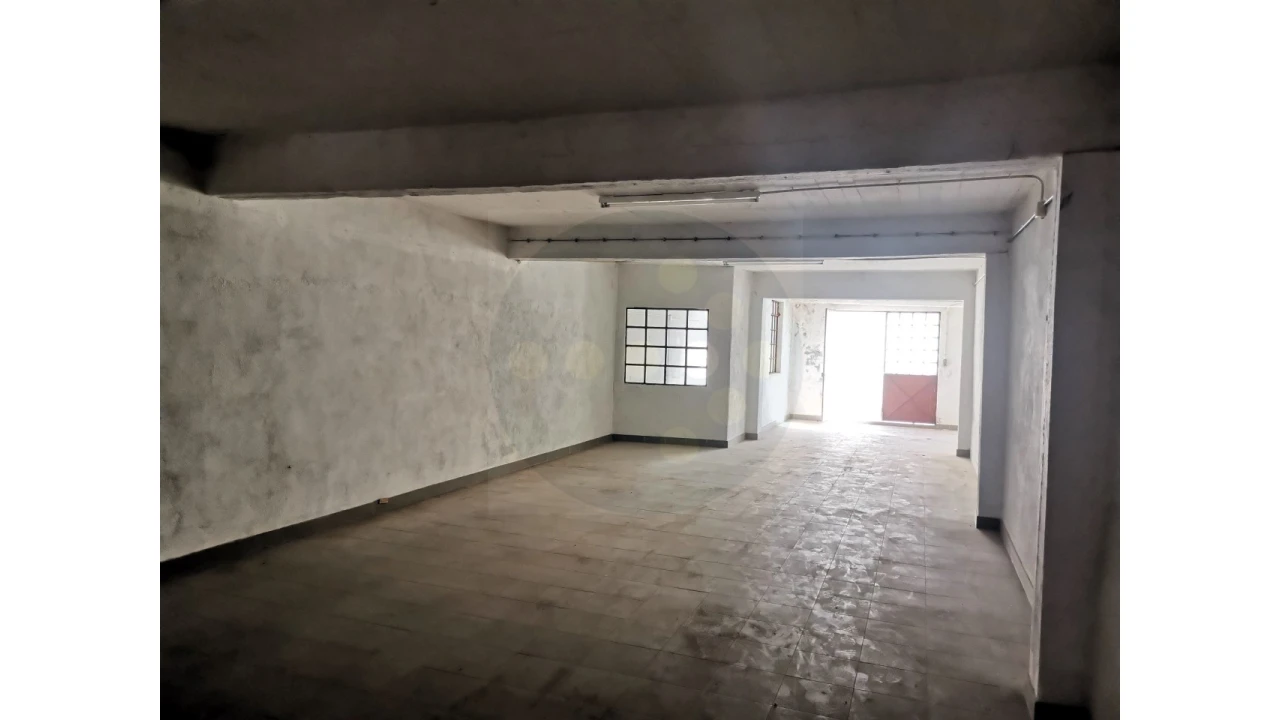 Armazém para Venda em Ferreira do Zezere Foto 10