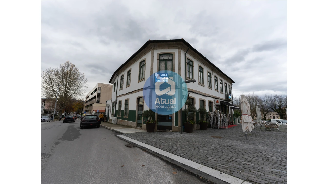 Apartamento T6 para Venda em Caldelas Foto 2