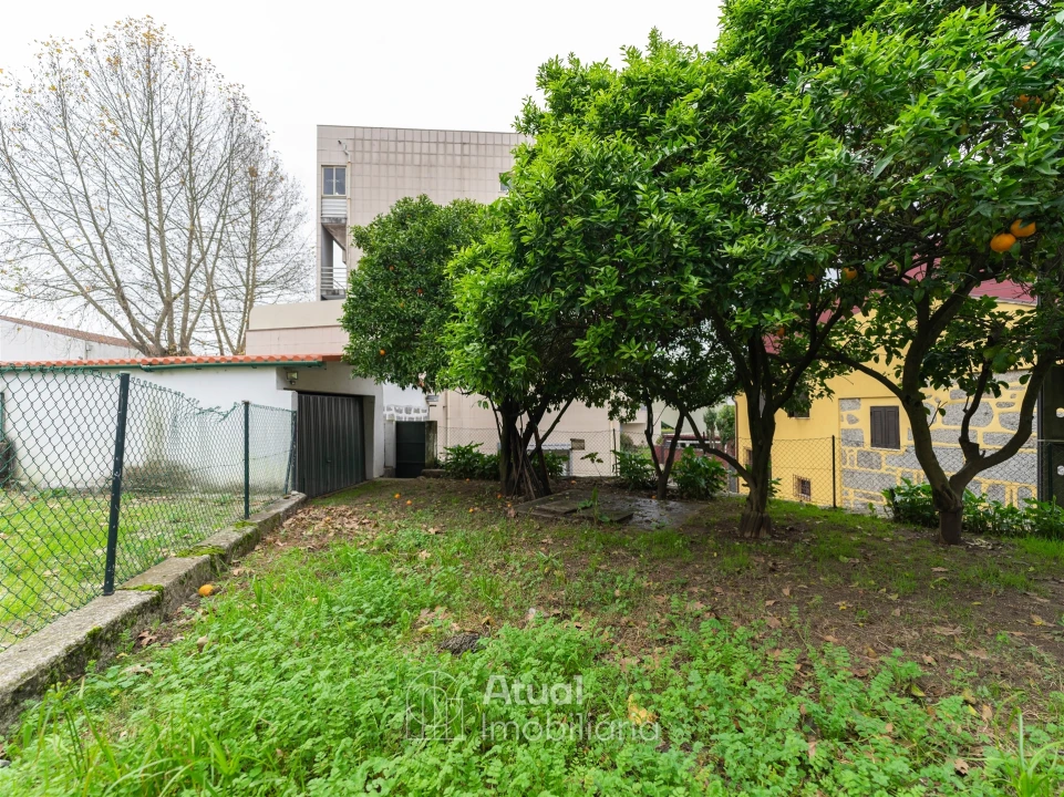 Prédio para Venda em Caldelas Foto 24