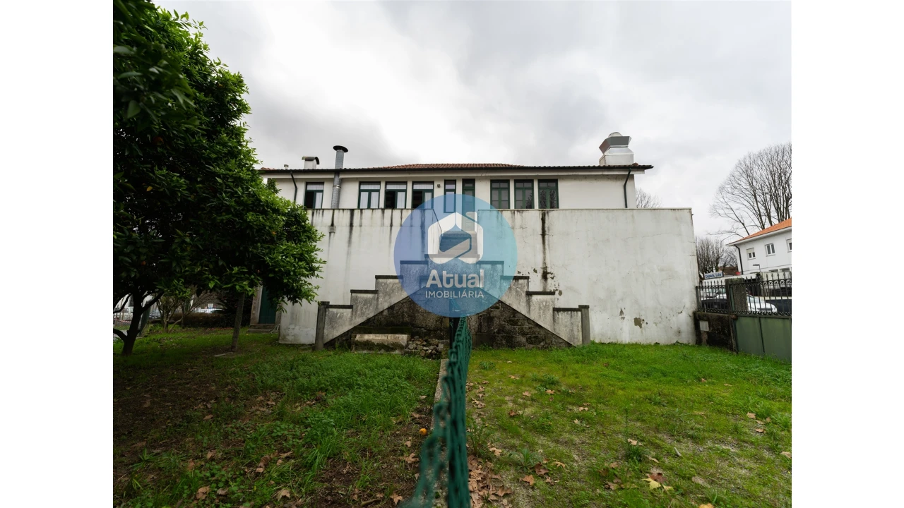 Apartamento T6 para Venda em Caldelas Foto 16