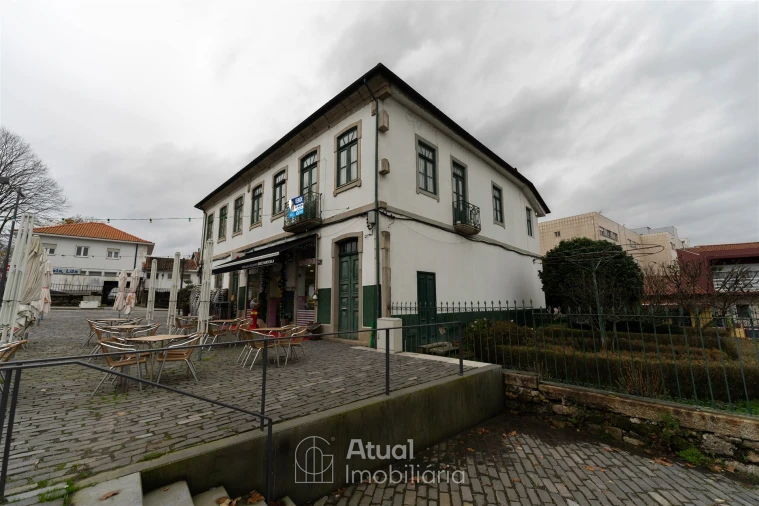 Prédio para Venda em Caldelas Foto 26
