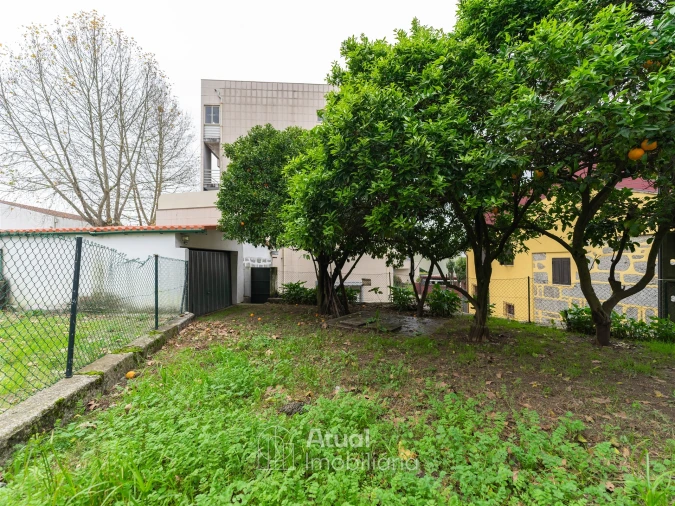 Prédio para Venda em Caldelas Foto 24