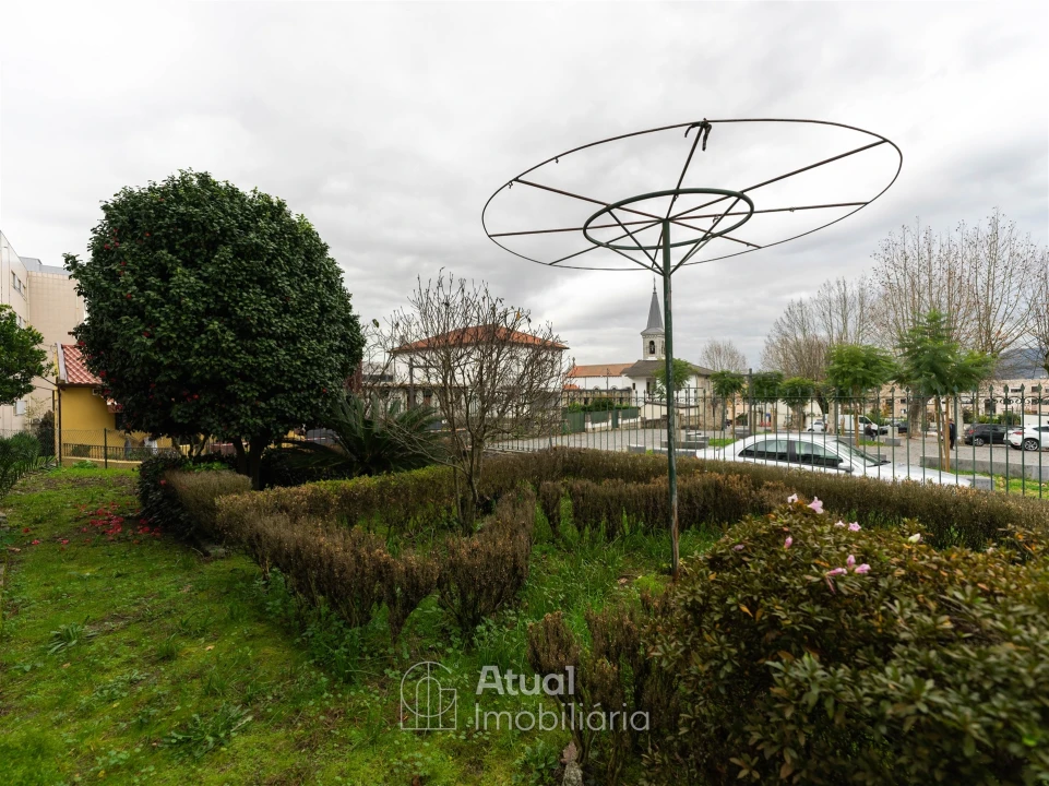 Prédio para Venda em Caldelas Foto 17