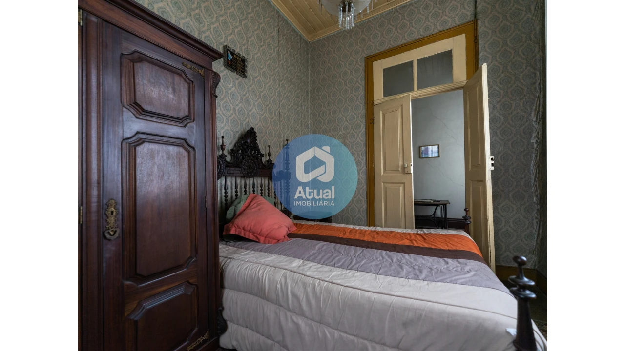 Apartamento T6 para Venda em Caldelas Foto 12