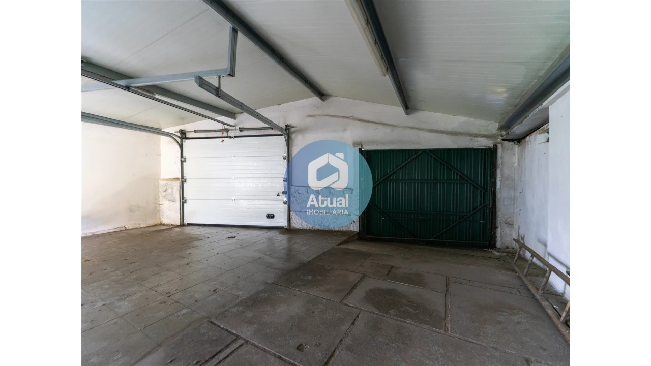 Apartamento T6 para Venda em Caldelas Foto 21