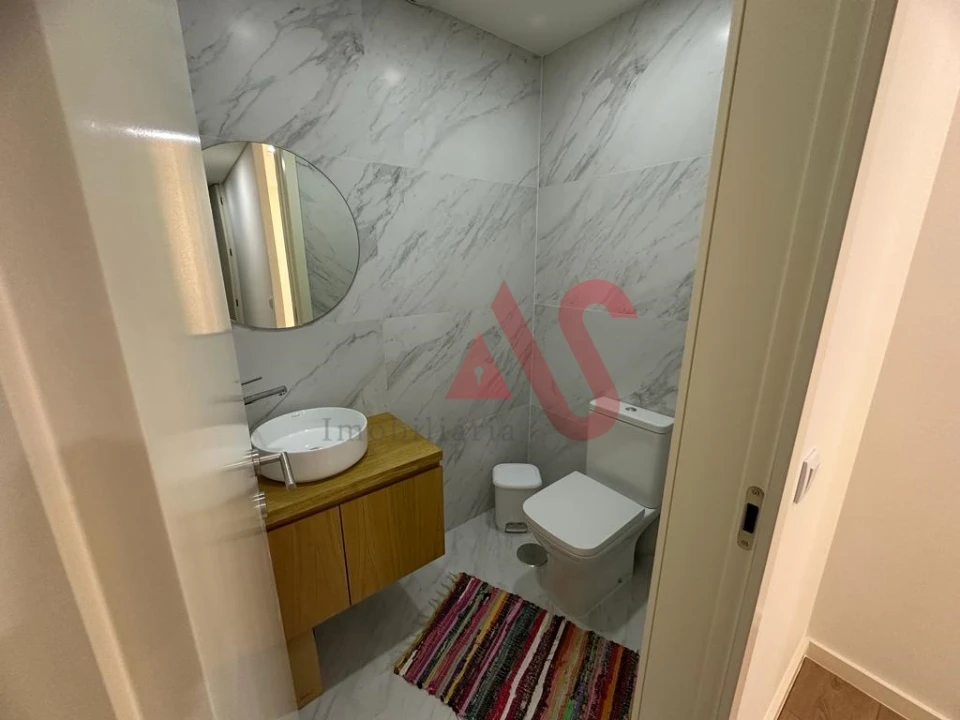 Loja para Venda em Azurem Foto 10