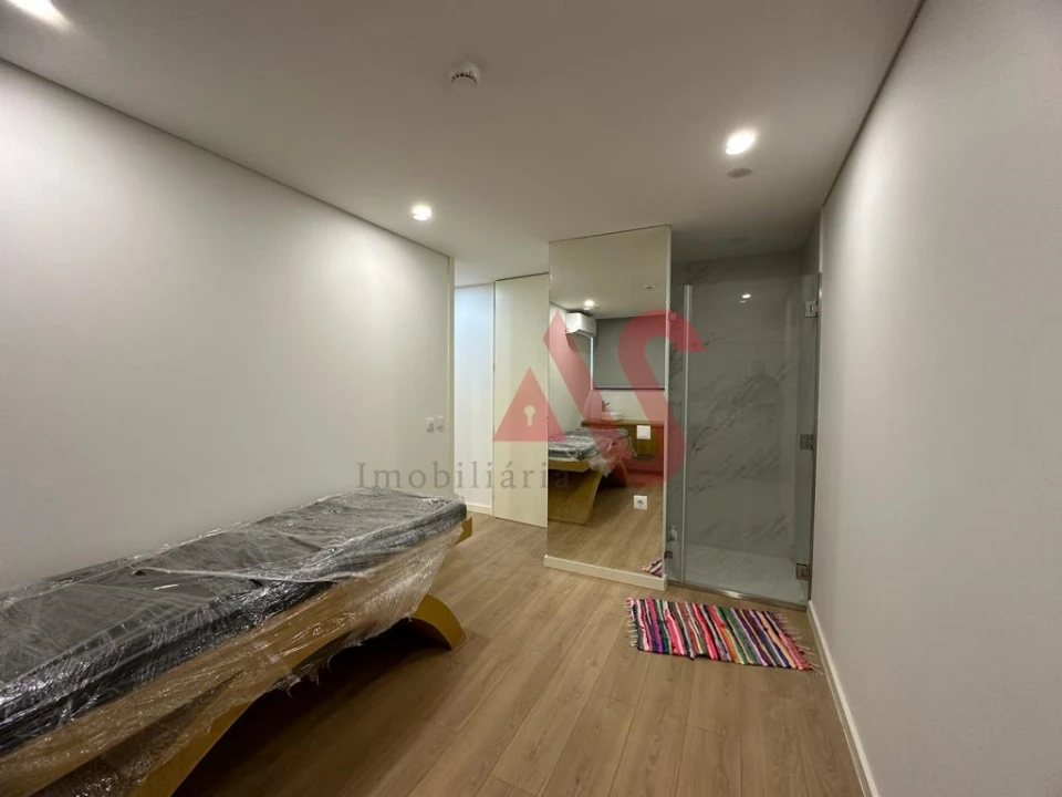 Loja para Venda em Azurem Foto 21