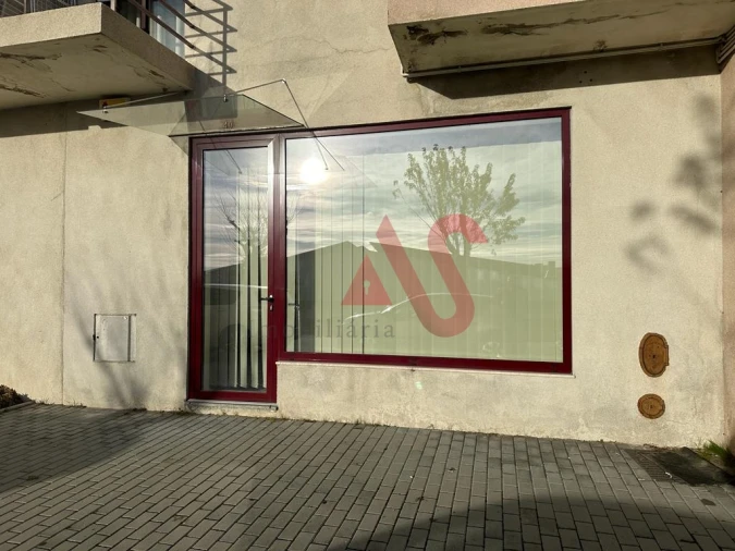 Loja para Venda em Azurem Foto 25