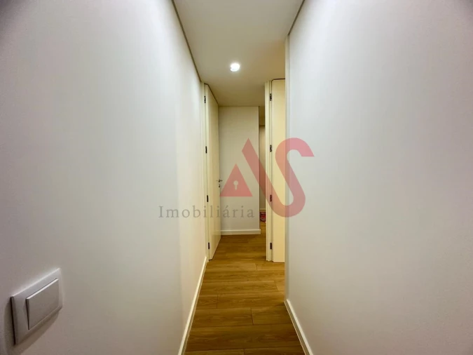 Loja para Venda em Azurem Foto 12