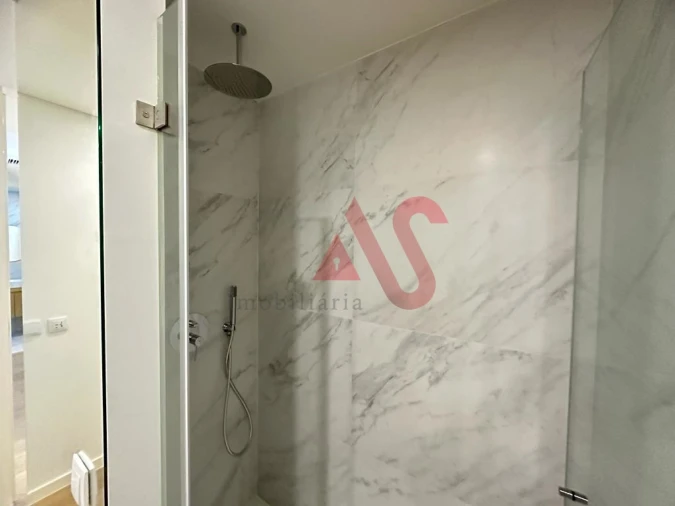 Loja para Venda em Azurem Foto 11