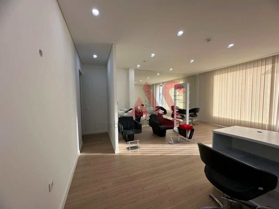 Loja para Venda em Azurem Foto 5