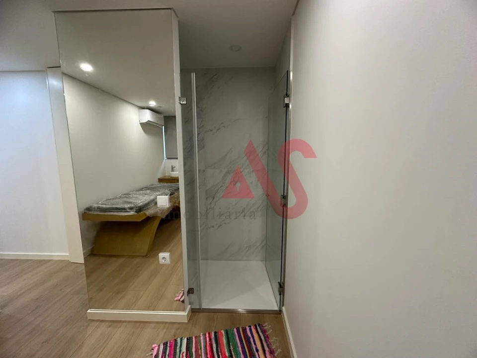 Loja para Venda em Azurem Foto 22