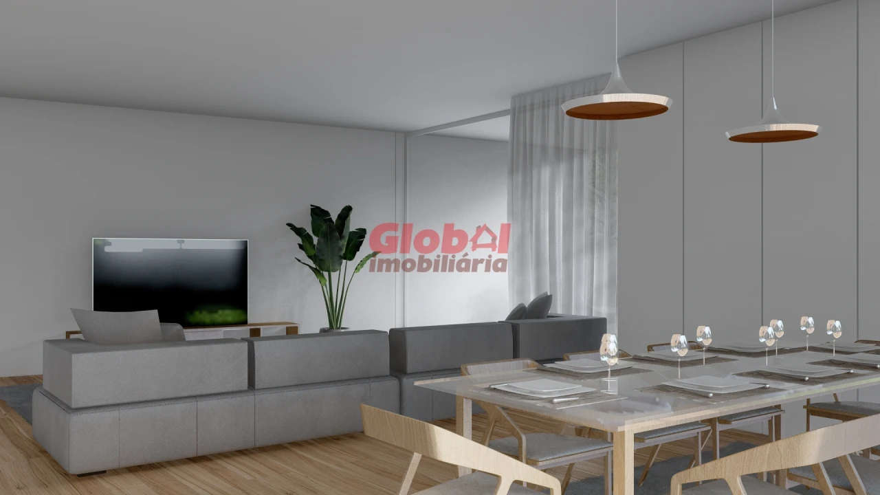 Moradia T4 para Venda em Orgens Foto 18