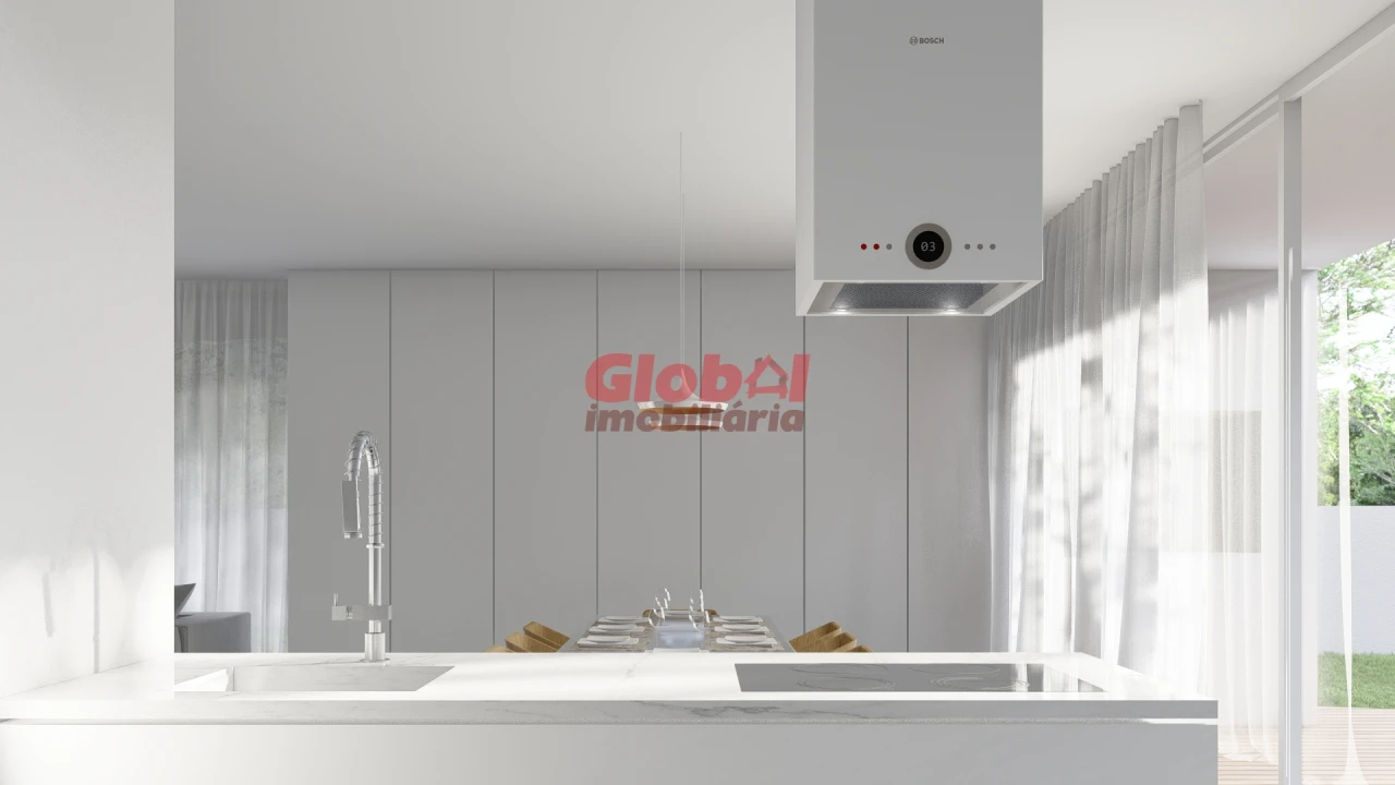 Moradia T4 para Venda em Orgens Foto 17