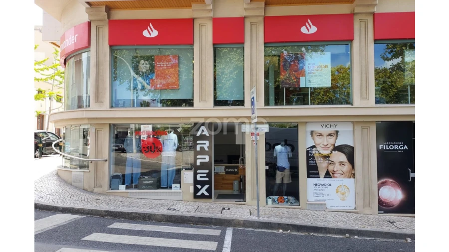 Negócio para Venda em Alcobaça e Vestiaria Foto 1