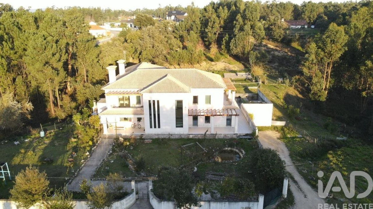 Moradia T6 para Venda em Rio de Couros e Casal dos Bernardos Foto 2