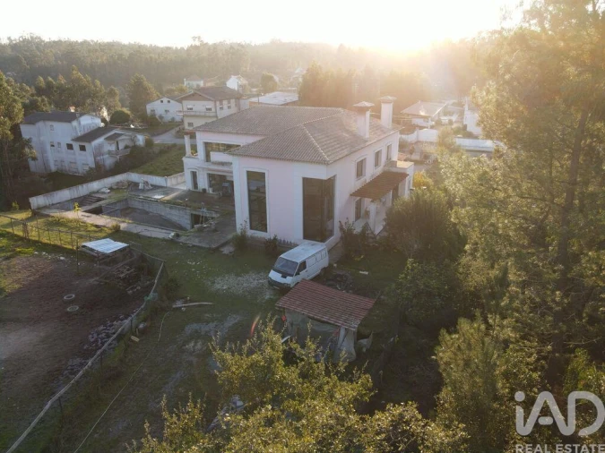 Moradia T6 para Venda em Rio de Couros e Casal dos Bernardos Foto 7