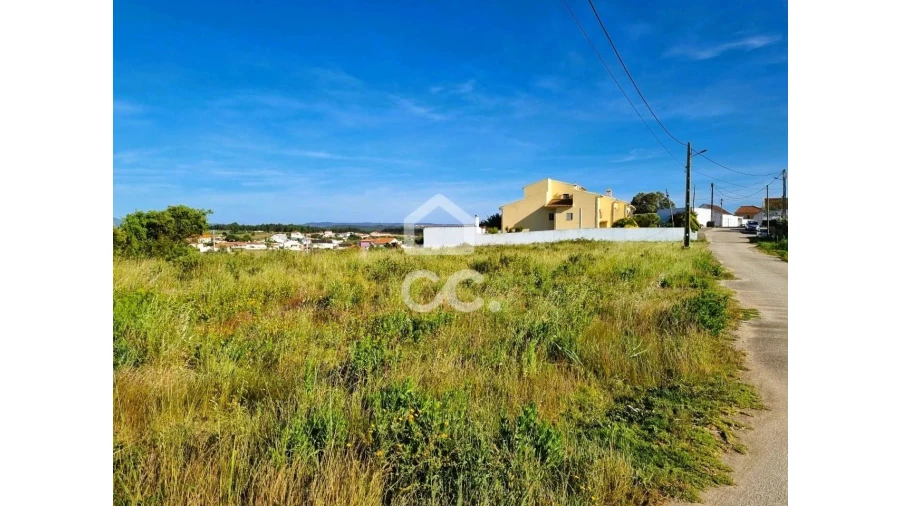 Terreno para Venda em Miragaia e Marteleira Foto 3