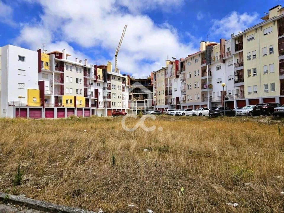 Terreno para Venda em Caldas da Rainha - Santo Onofre e Serra do Bouro Foto 3
