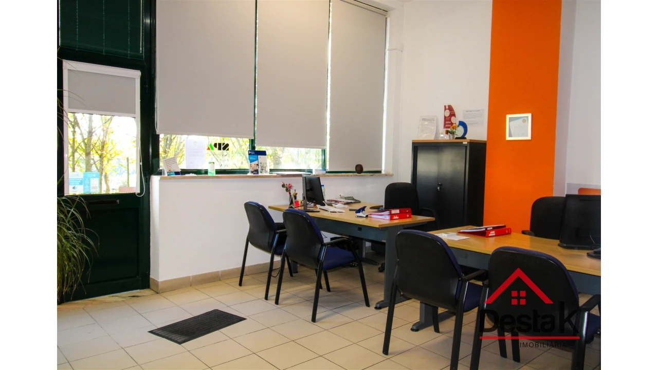 Loja para Venda em Santa Comba Dão e Couto do Mosteiro Foto 6