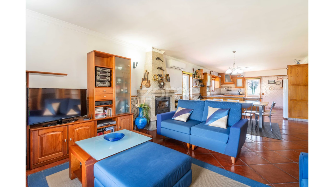 Moradia T4 para Venda em Gandra Foto 9