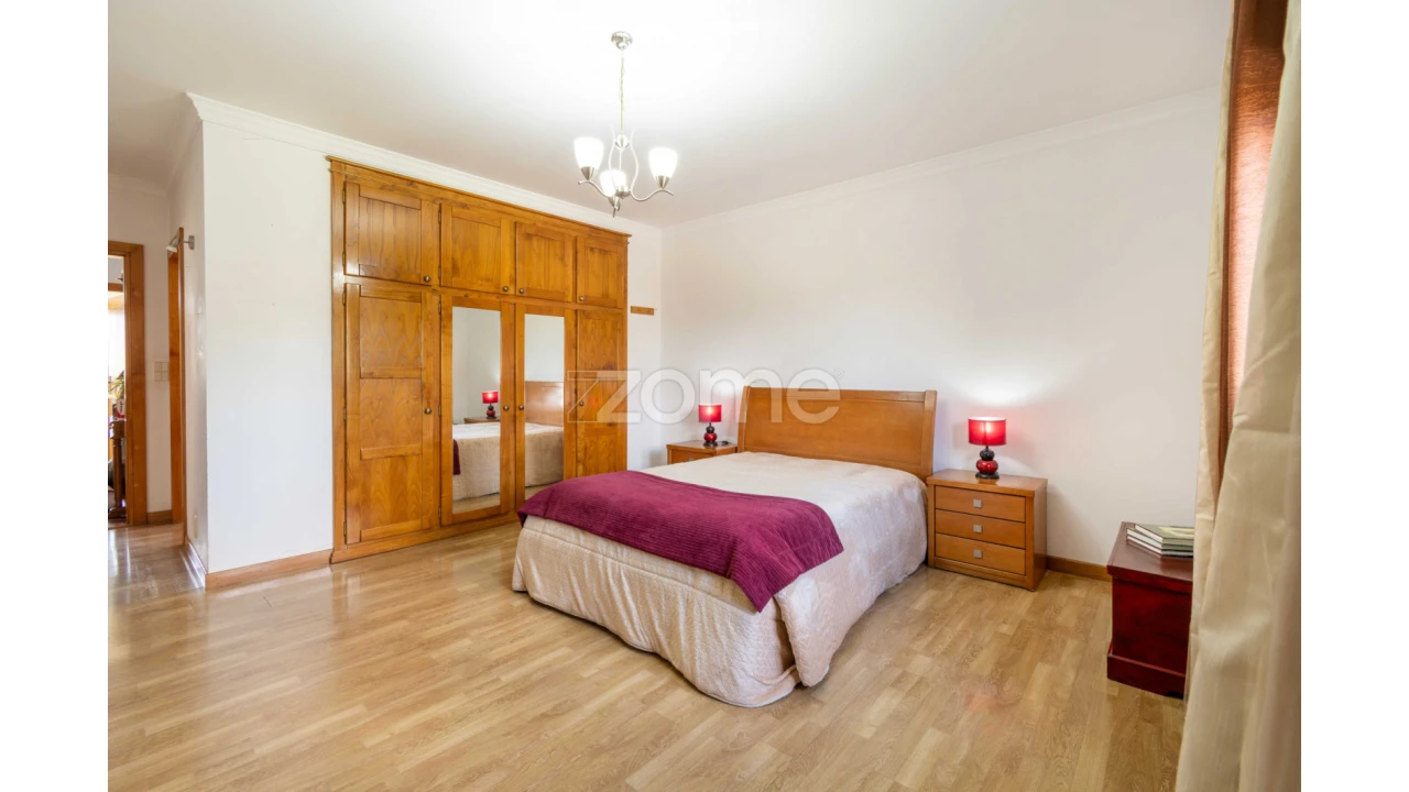 Moradia T4 para Venda em Gandra Foto 39