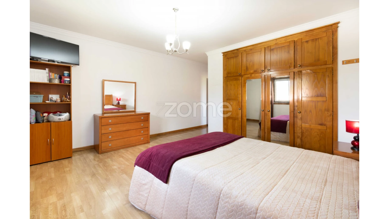 Moradia T4 para Venda em Gandra Foto 40