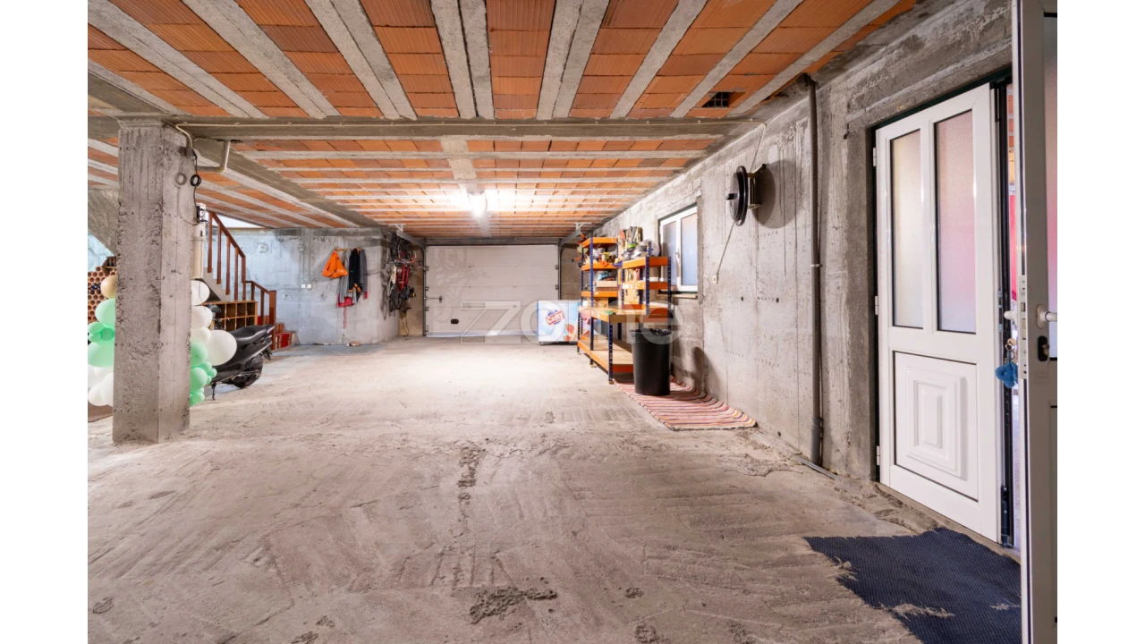 Moradia T4 para Venda em Gandra Foto 50